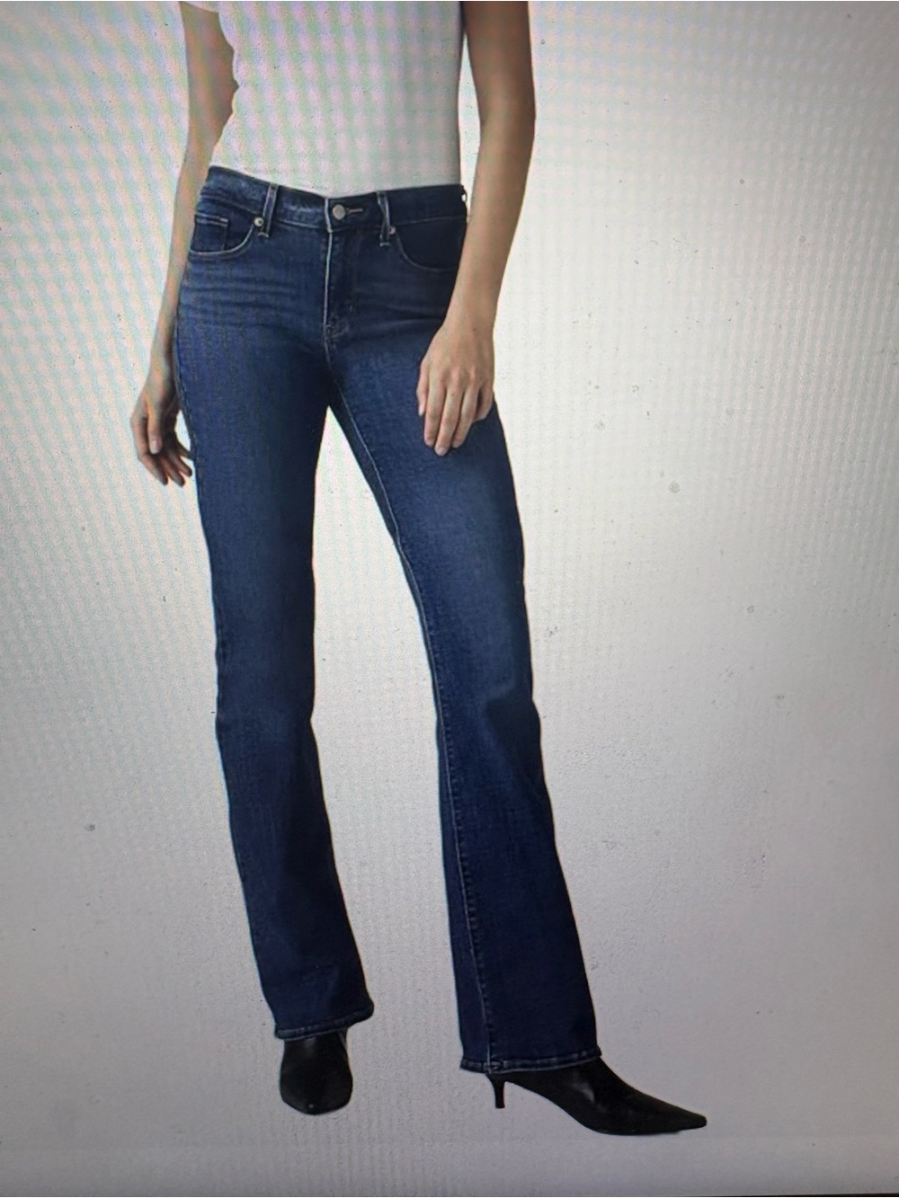 Levi’s 512 Perfectly Slimming Bootcut Jeans Women’s 14M Dark Wash Stretch